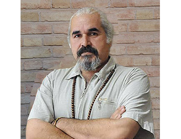 سیاوش ستاری